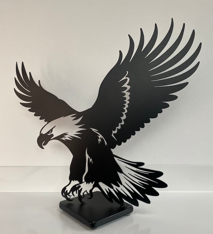 statuette d'aigle